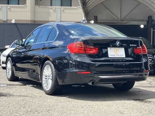 BMW 3series sedan