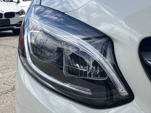 MERCEDES BENZ B class