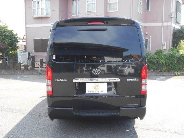 HIACE van 4WD