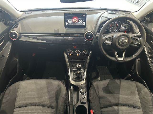 MAZDA2