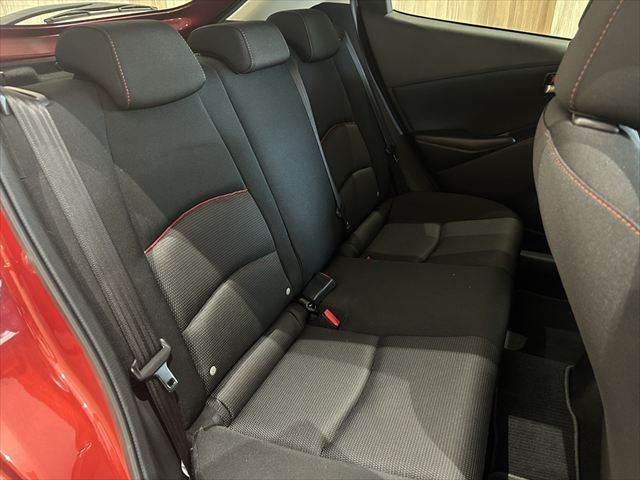 MAZDA2