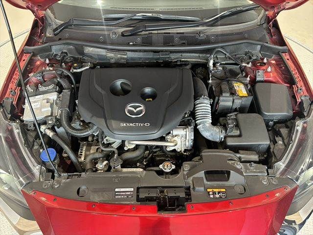 MAZDA2