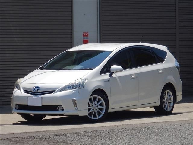 PRIUS Alpha