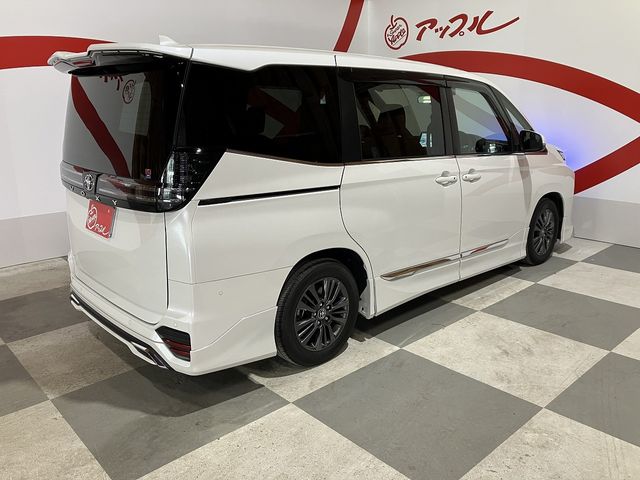 VOXY 4WD