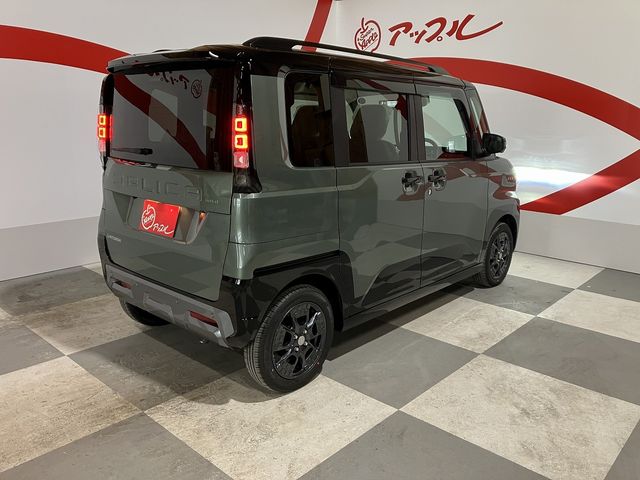 DELICA MINI