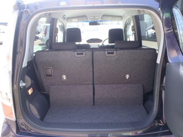 MOVE CUSTOM