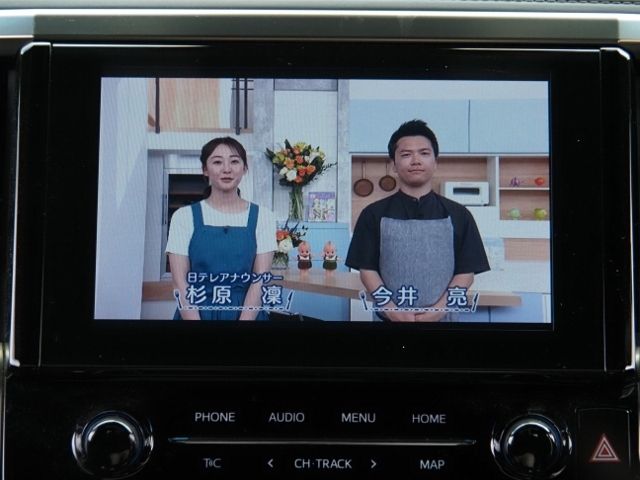 VELLFIRE  HYBRID 4WD