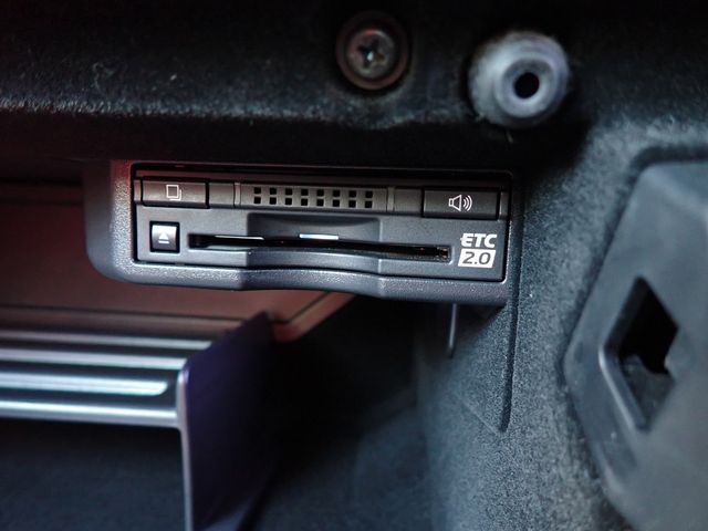 LEXUS IS300h