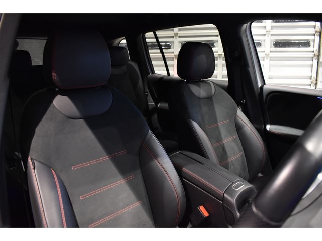 MERCEDES BENZ EQB
