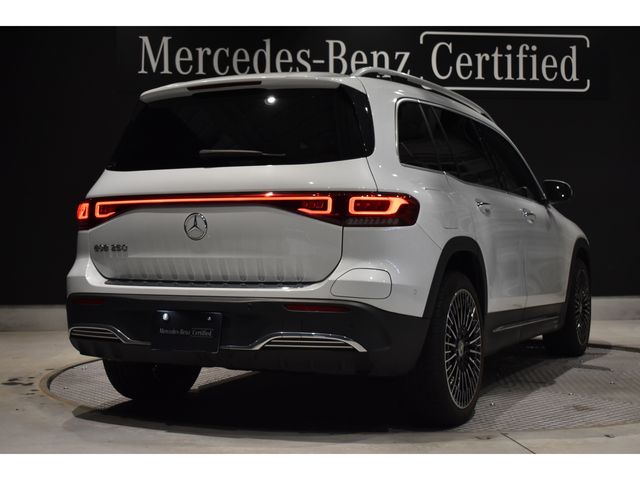MERCEDES BENZ EQB