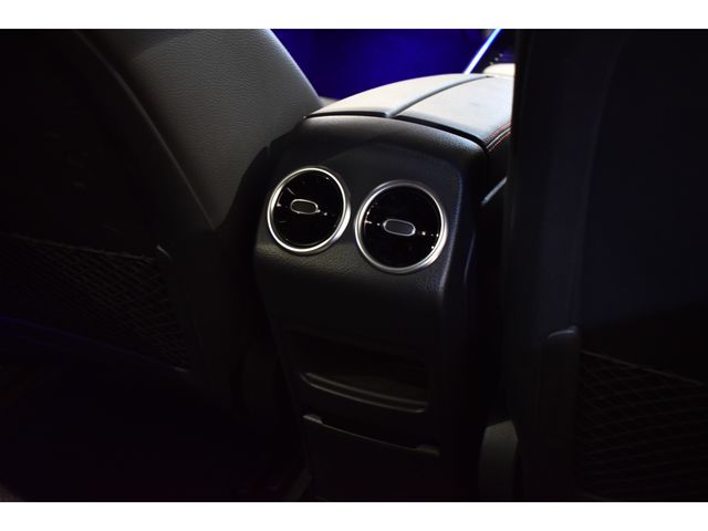 MERCEDES BENZ EQB