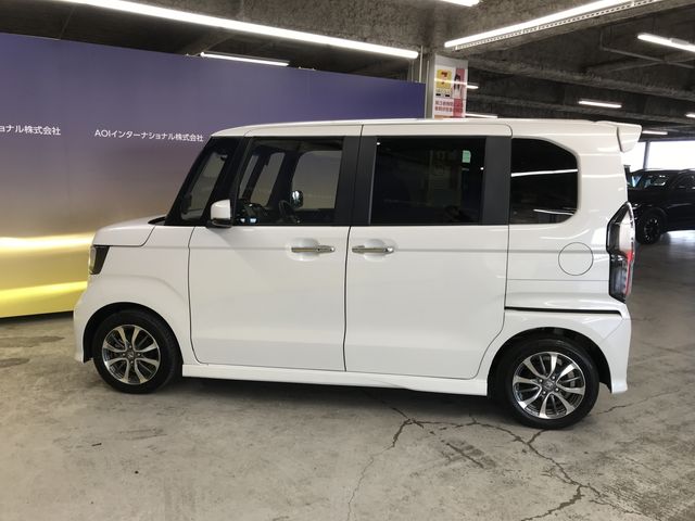 N BOX CUSTOM