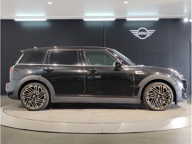 MINI COOPER D CLUBMAN