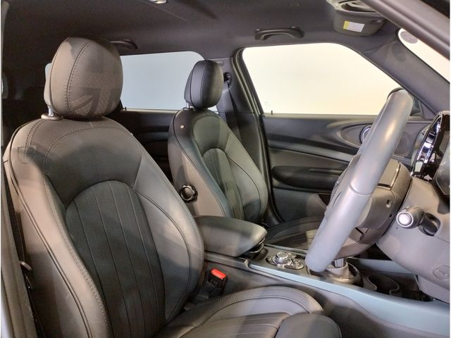 MINI COOPER D CLUBMAN