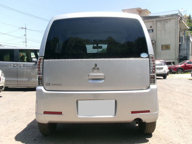 eK WAGON