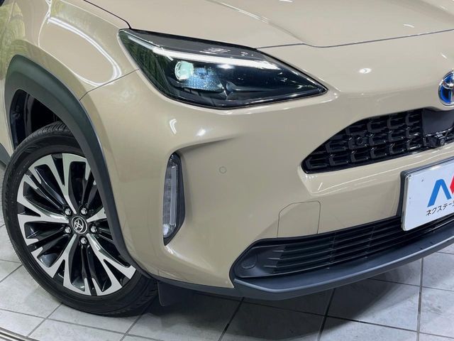 YARIS CROSS HYBRID