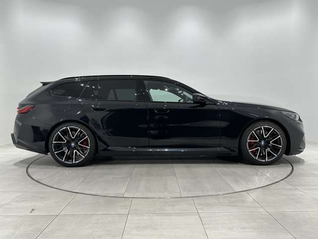 BMW M5 touring