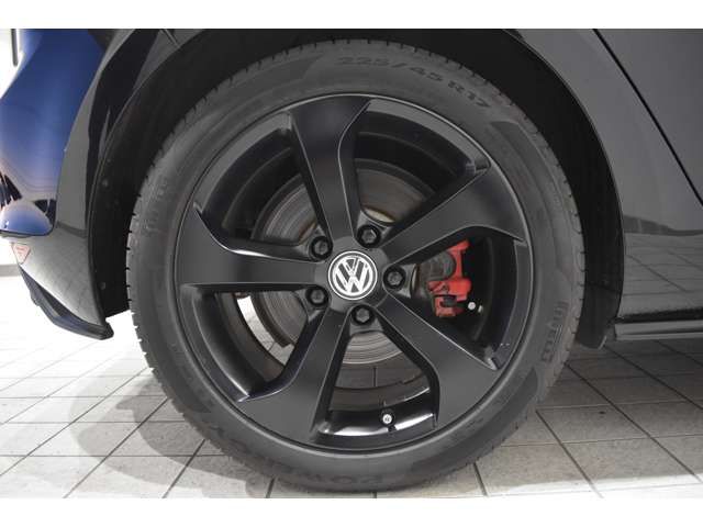 VOLKSWAGEN GOLF GTI