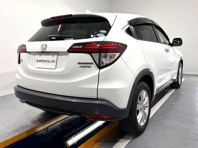 VEZEL HYBRID 4WD