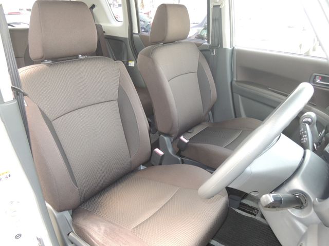 DELICA D:2 2WD