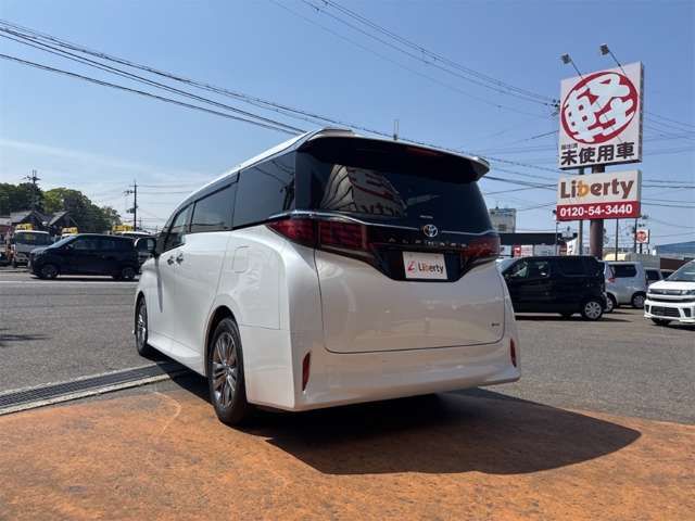 ALPHARD hybrid