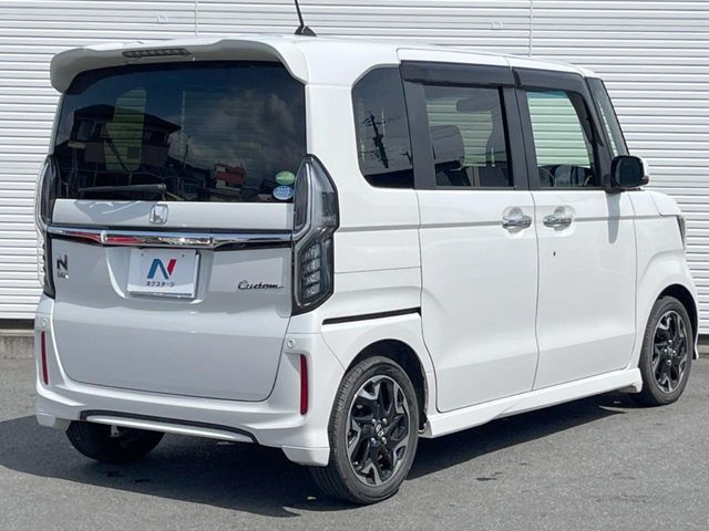 N-BOX CUSTOM