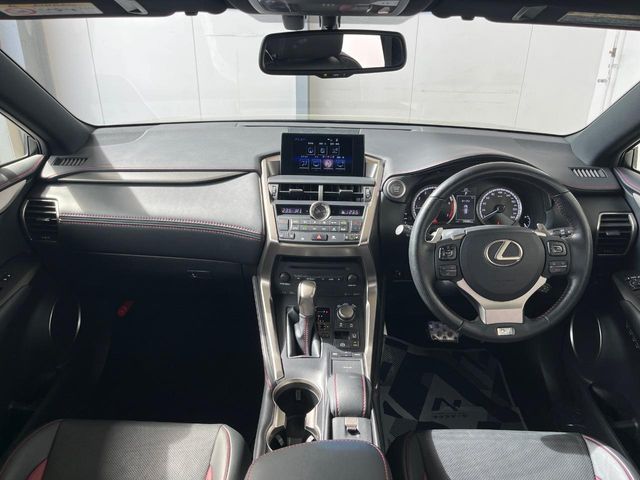 LEXUS NX200t
