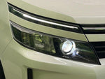 VOXY HYBRID