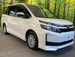 VOXY HYBRID