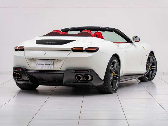 FERRARI Roma Spider