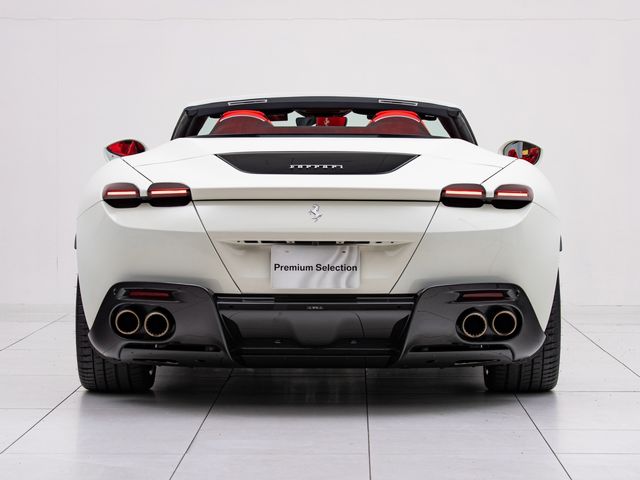 FERRARI Roma Spider
