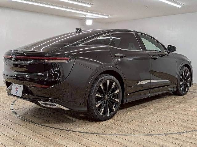 CROWN CROSSOVER