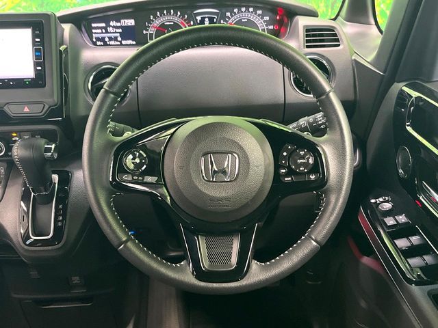 N-BOX CUSTOM