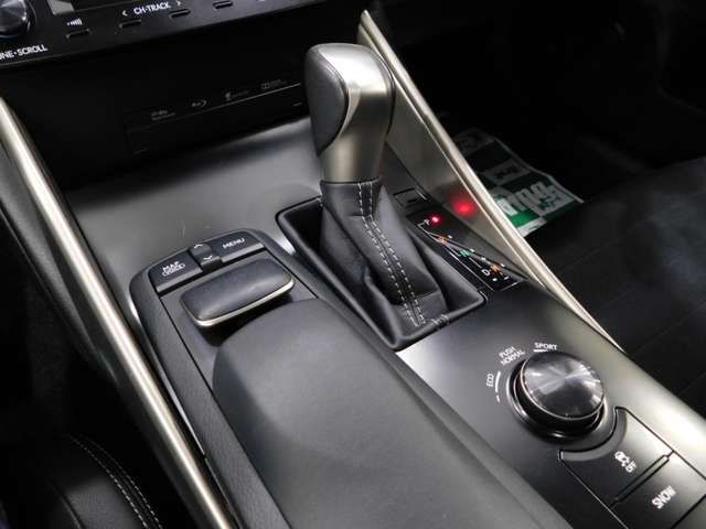 LEXUS IS250