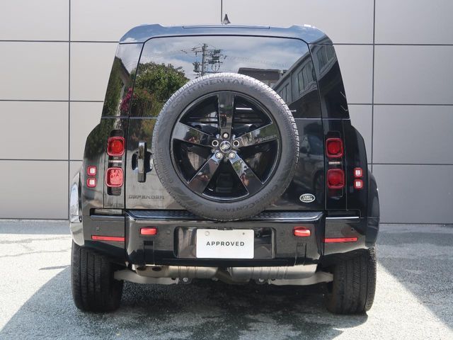 ROVER DEFENDER