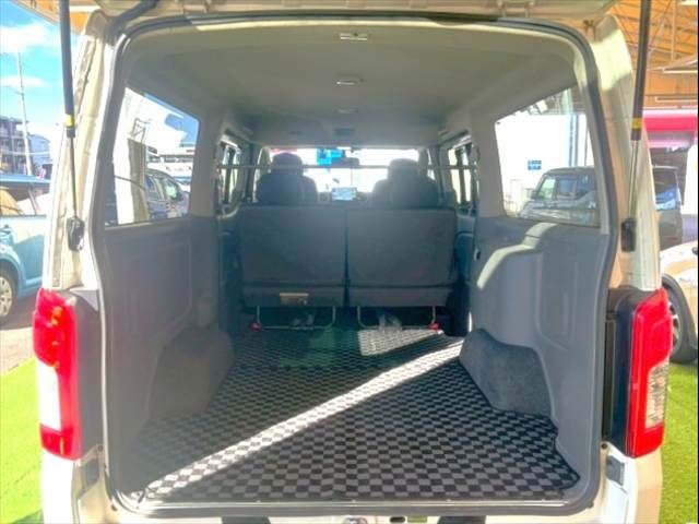 NV350 CARAVAN