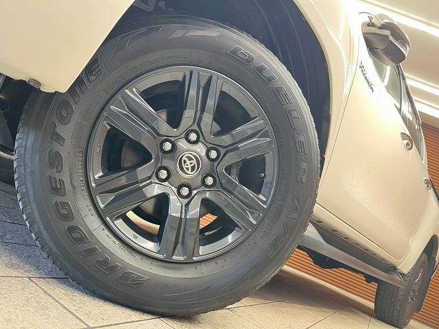 HILUX 4WD