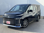 VOXY HYBRID