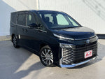 VOXY HYBRID