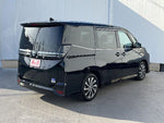 VOXY HYBRID