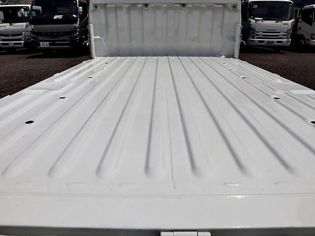 BONGO truck 2WD