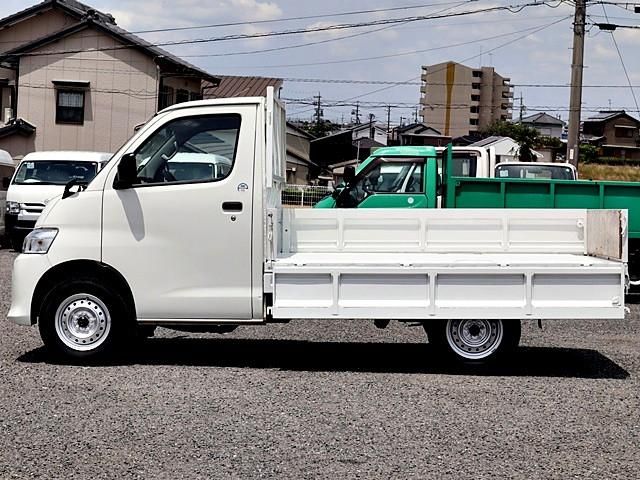 BONGO truck 2WD
