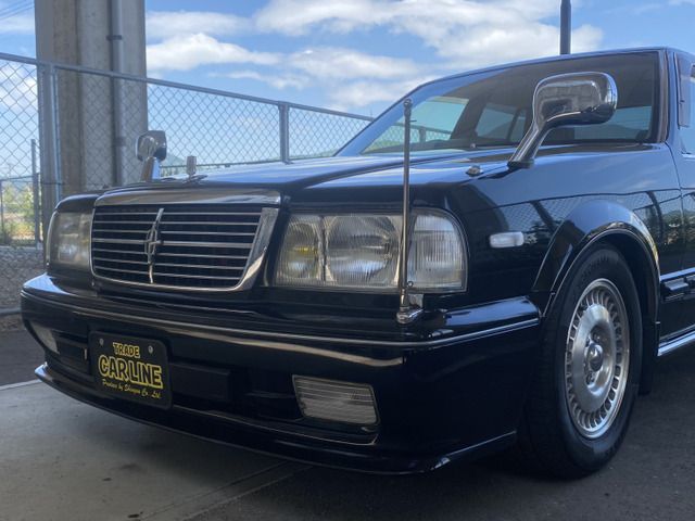 CEDRIC sedan