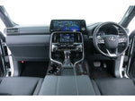 LEXUS LX600