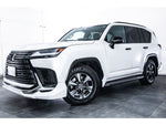 LEXUS LX600