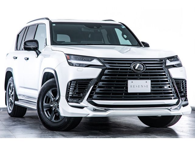 LEXUS LX600