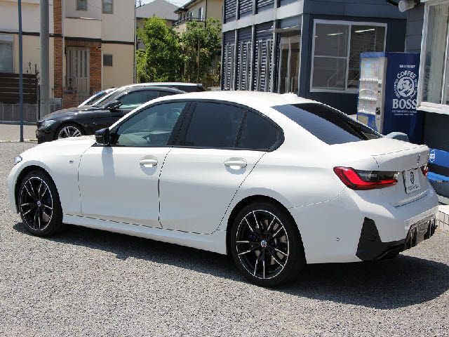 BMW 3 Series sedan