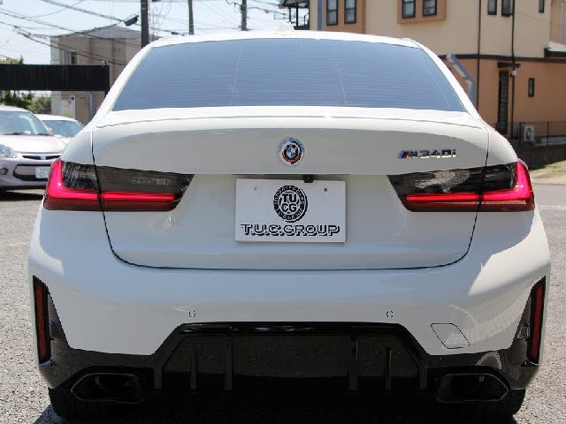 BMW 3 Series sedan