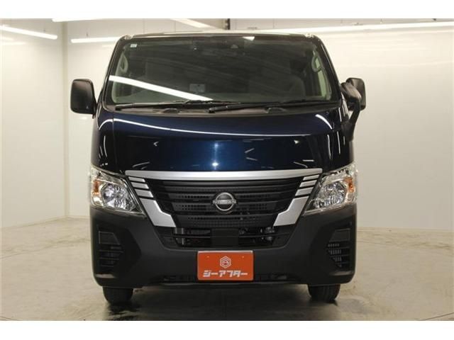 CARAVAN van 2WD