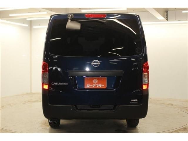 CARAVAN van 2WD